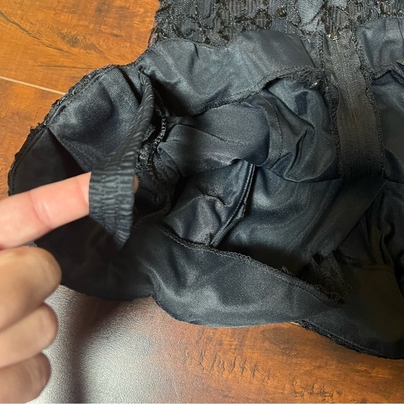 VINTAGE All That Jazz 1980s Mini Lace Dress Black Off The Shoulder Prom Size 7/9 - Picture 7 of 10